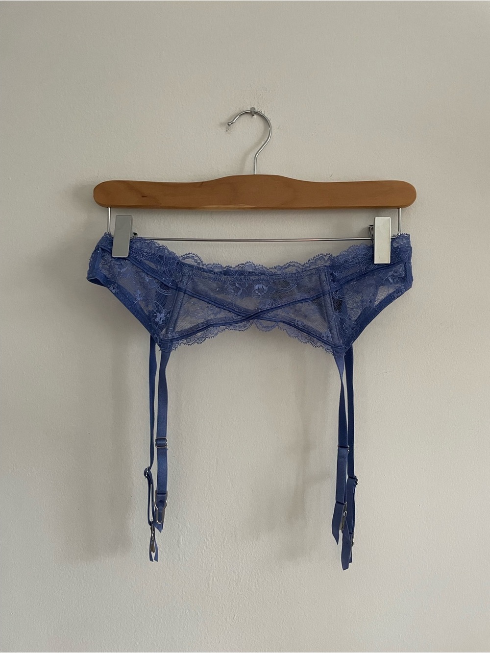 NWOT Victoria’s Secret Vintage Inspired Romantic Ethereal Blue Garter Belt XS/S